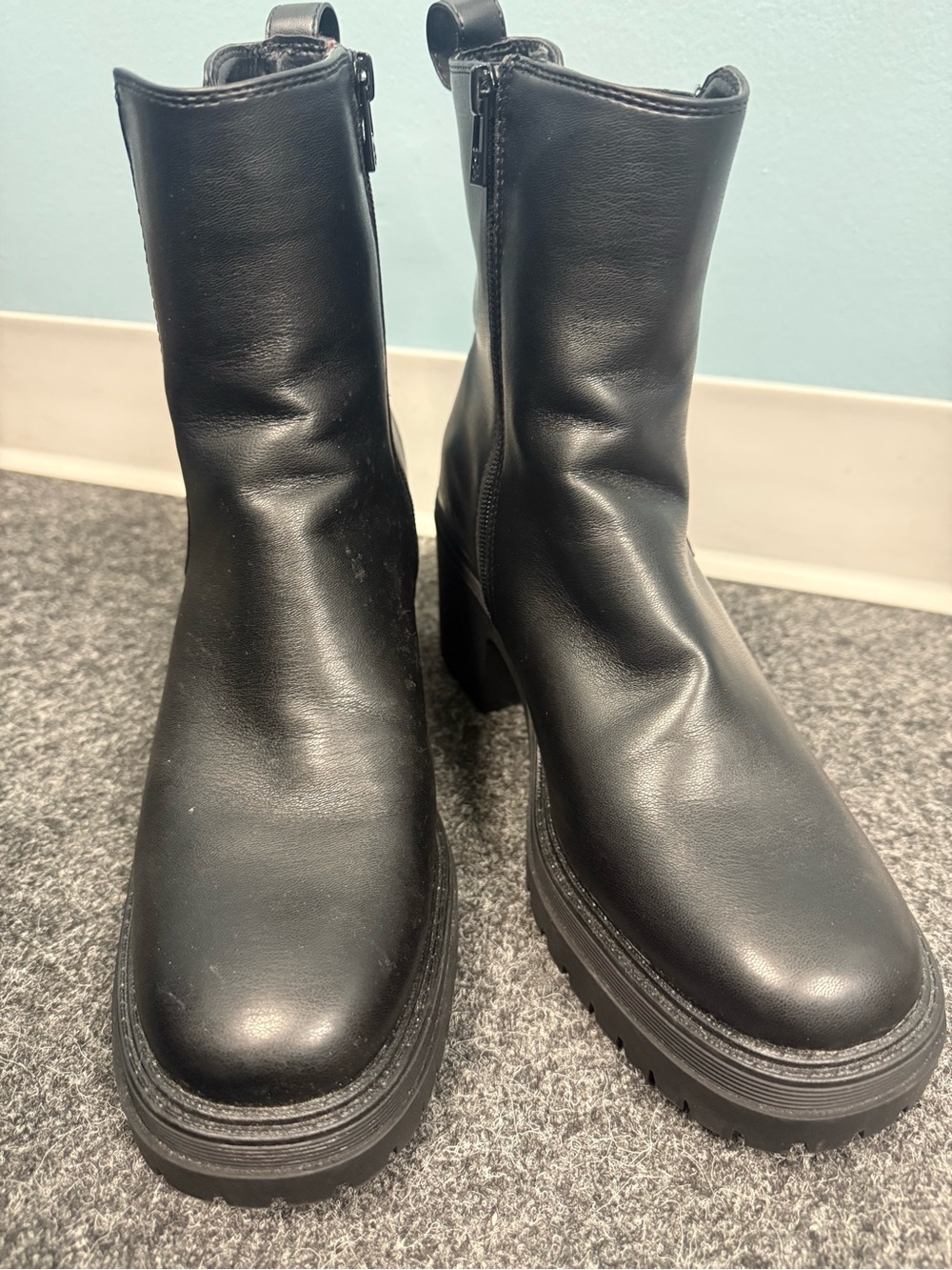 Sam & Libby Black Zipper Ankle Boot